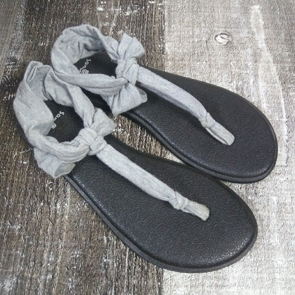 SANUK‎ Black Gray Thong Sandal Sz W 6